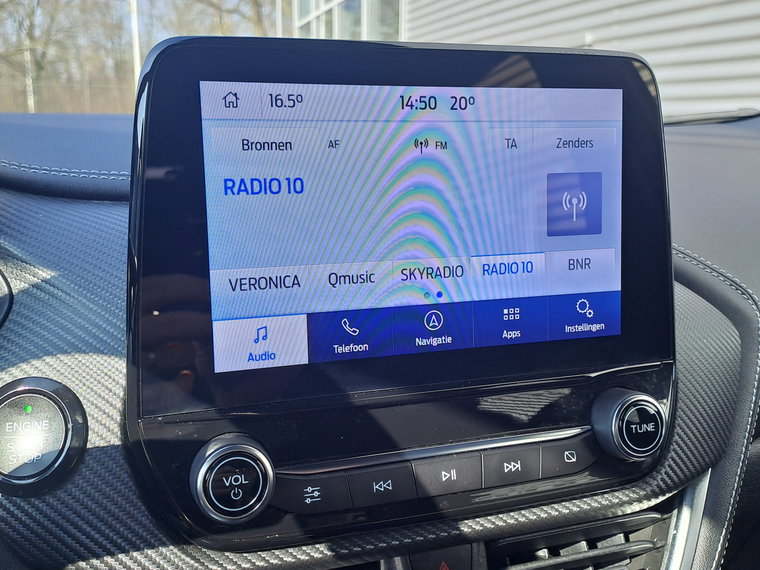 Vehicle Image 38