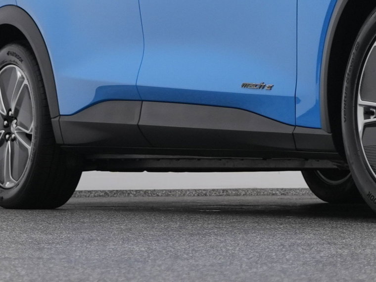 Vehicle Image 39