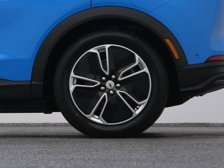 Vehicle Image 41