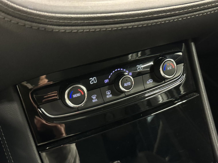 Vehicle Image 40