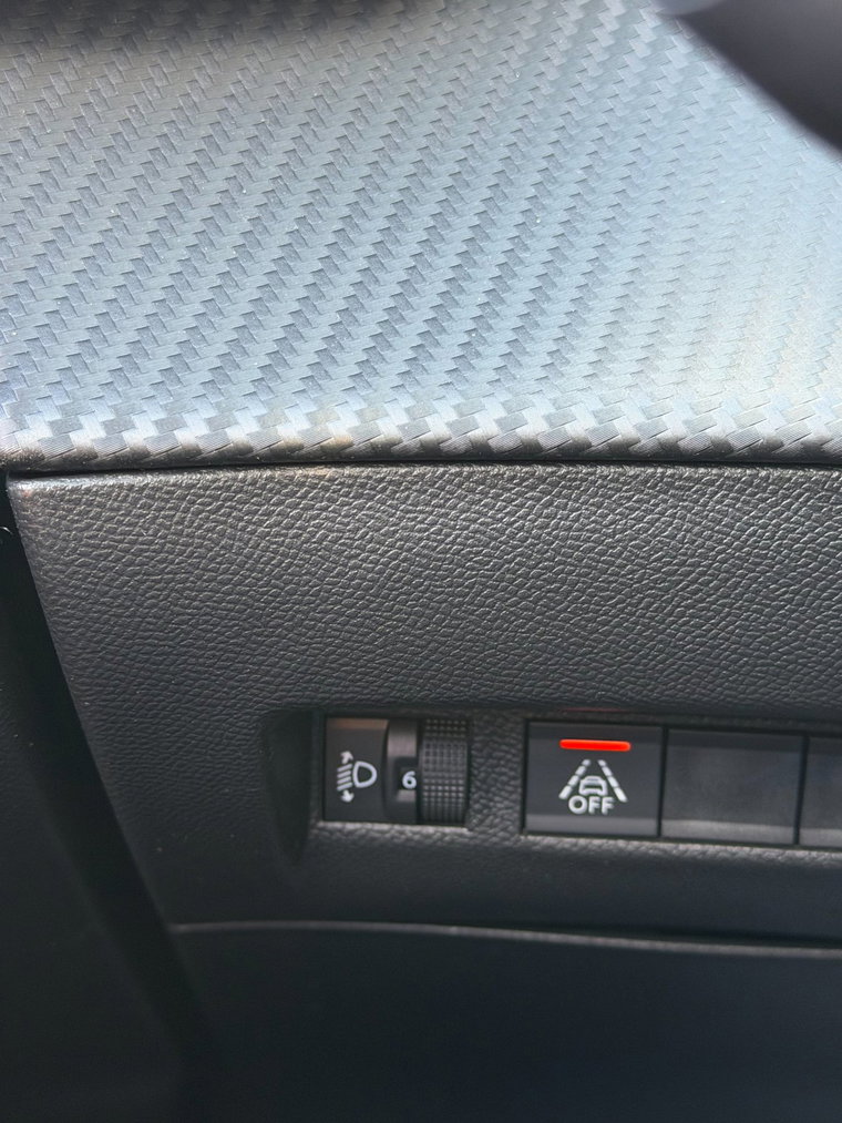 Vehicle Image 41