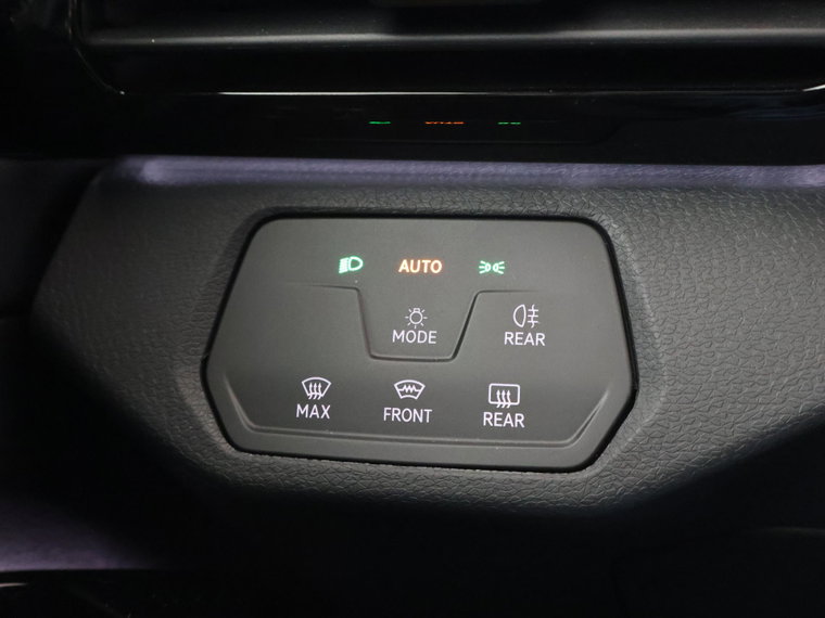 Vehicle Image 50