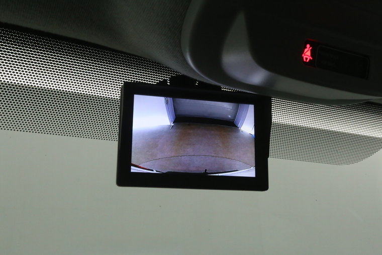 Vehicle Image 13
