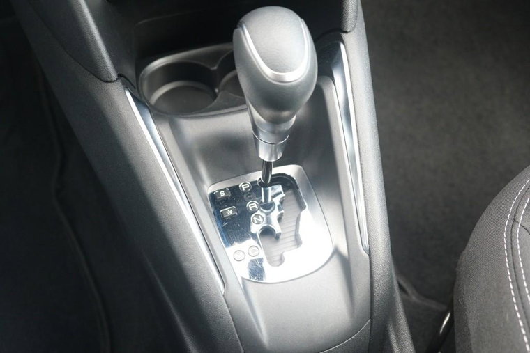Vehicle Image 22