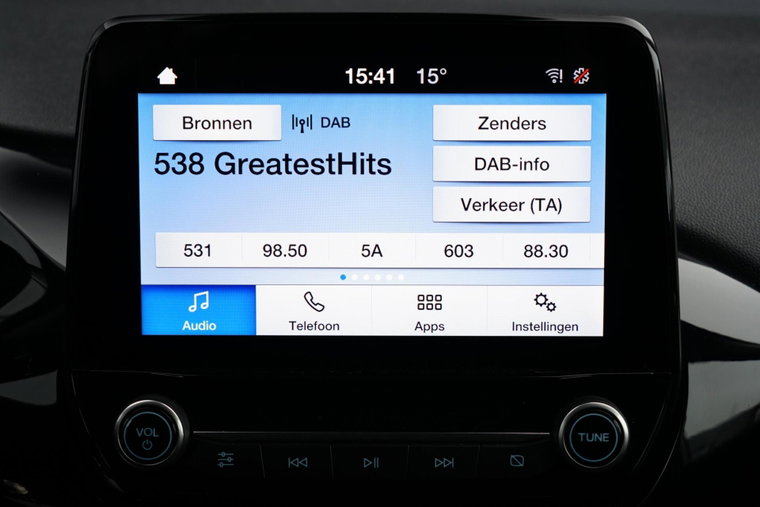 Vehicle Image 8