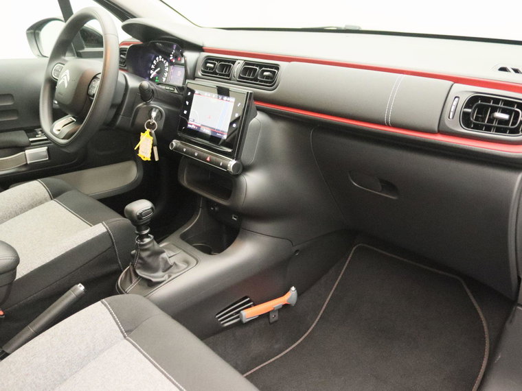 Vehicle Image 22
