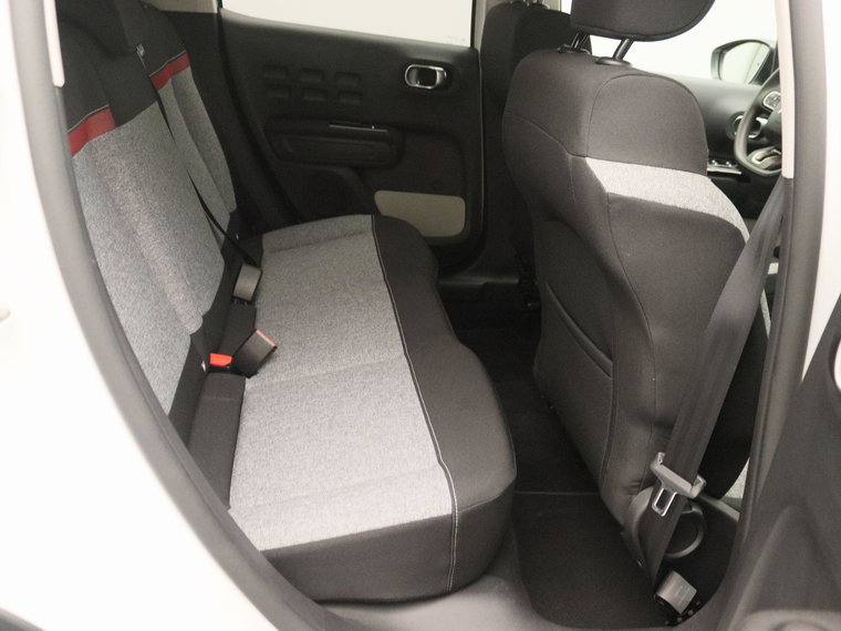 Vehicle Image 24