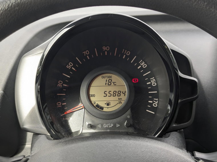 Vehicle Image 23