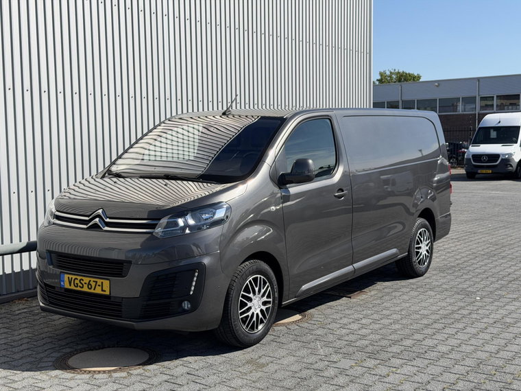 Vehicle Image 28