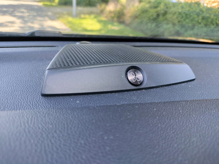Vehicle Image 43