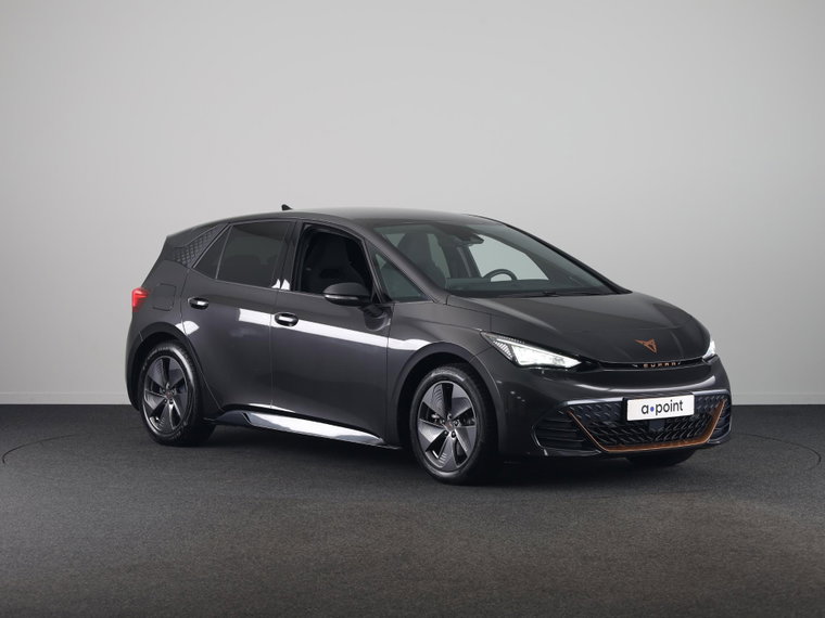 Vehicle Image 6