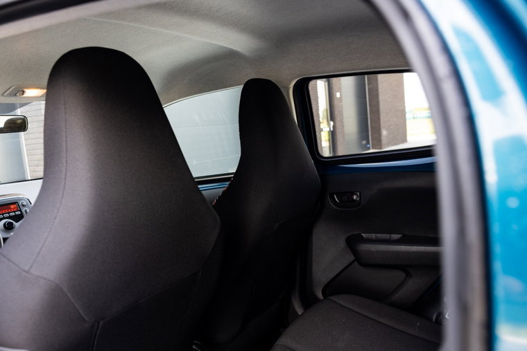 Vehicle Image 35
