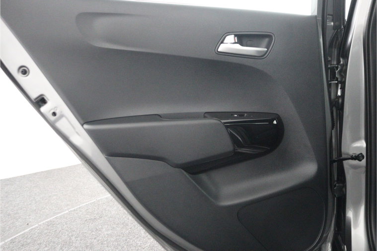 Vehicle Image 39