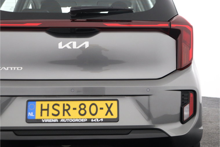 Vehicle Image 42
