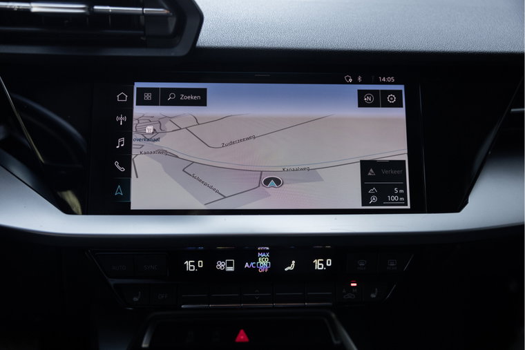 Vehicle Image 39