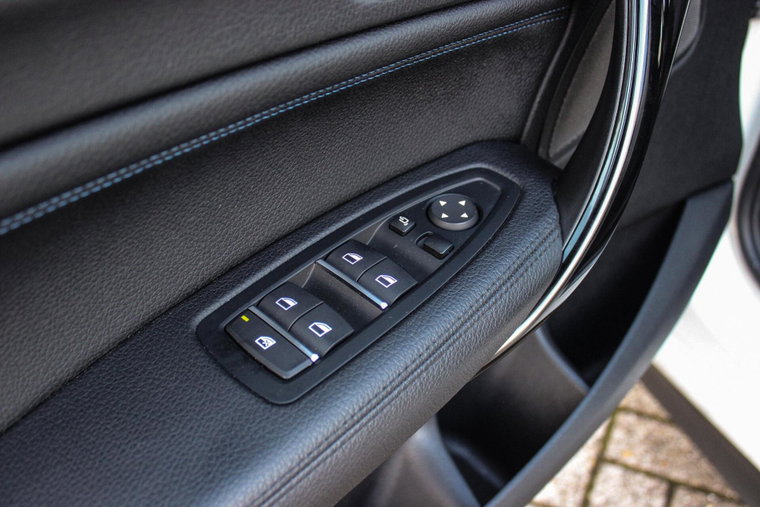 Vehicle Image 37