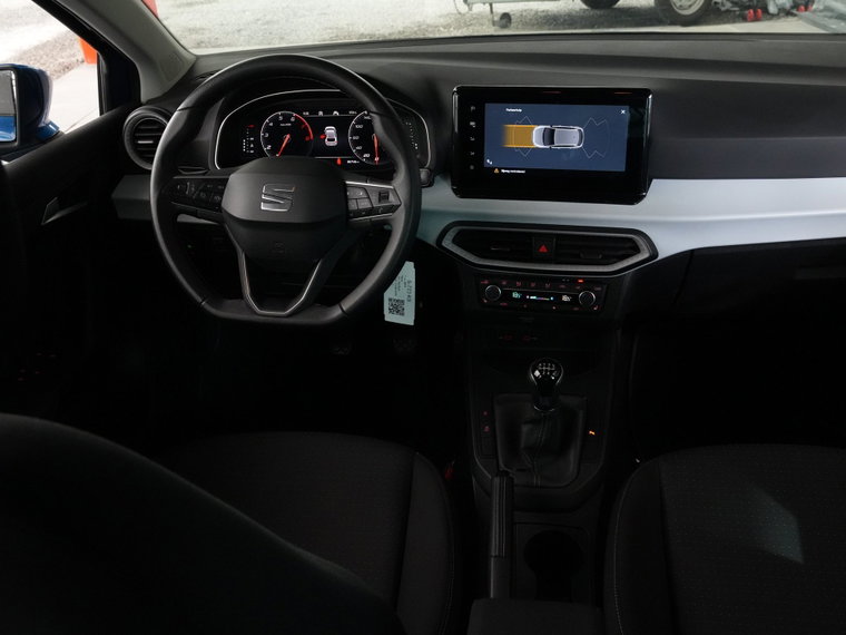 Vehicle Image 14