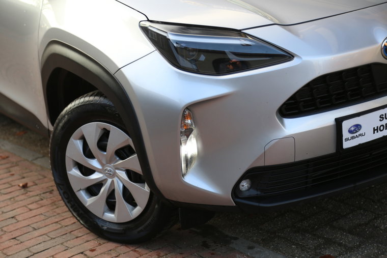Vehicle Image 16