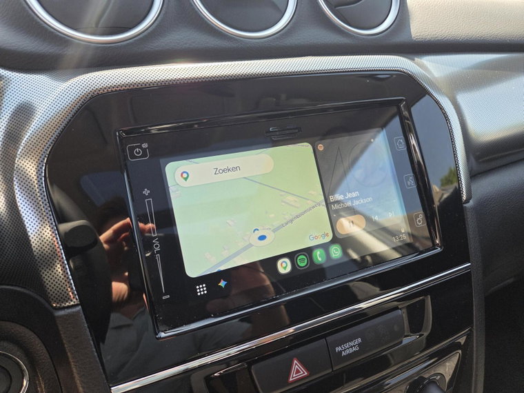 Vehicle Image 21