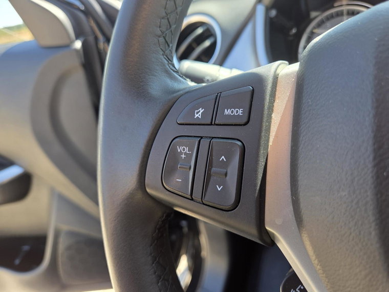 Vehicle Image 33