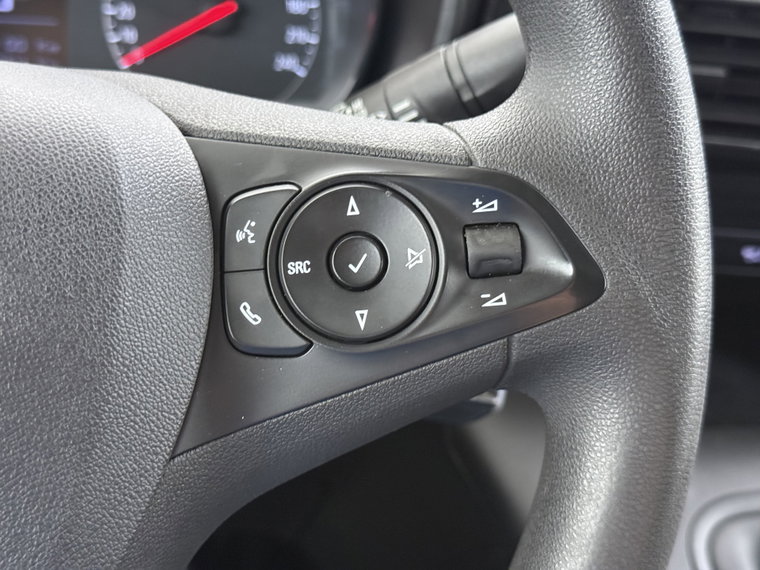 Vehicle Image 26