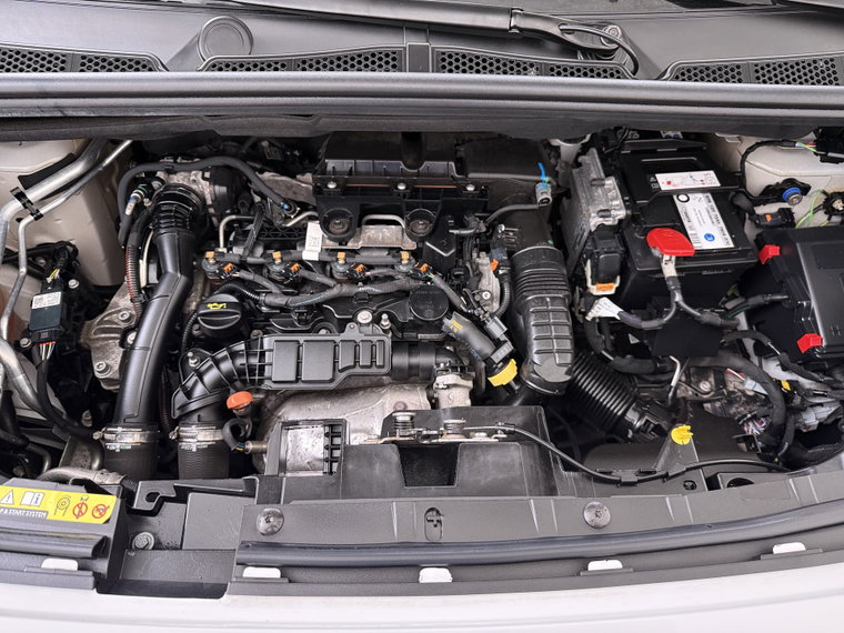Vehicle Image 35