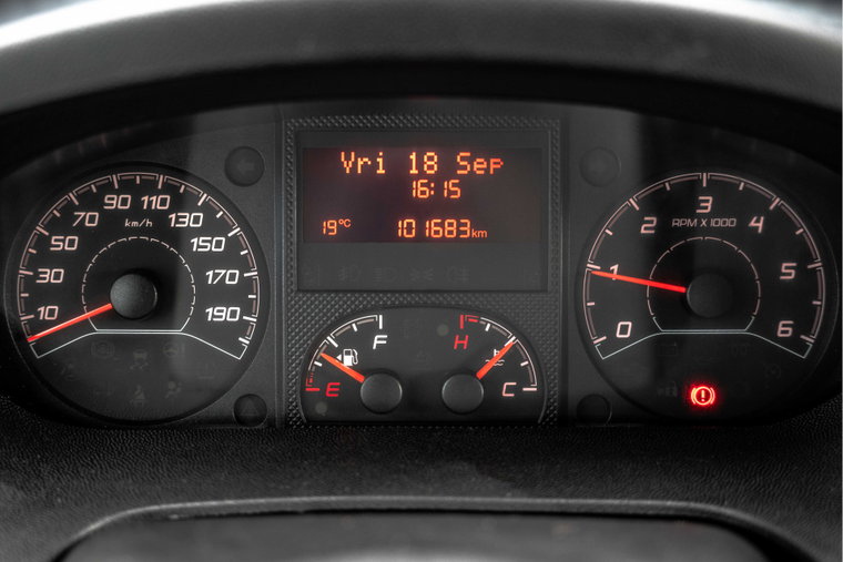 Vehicle Image 15