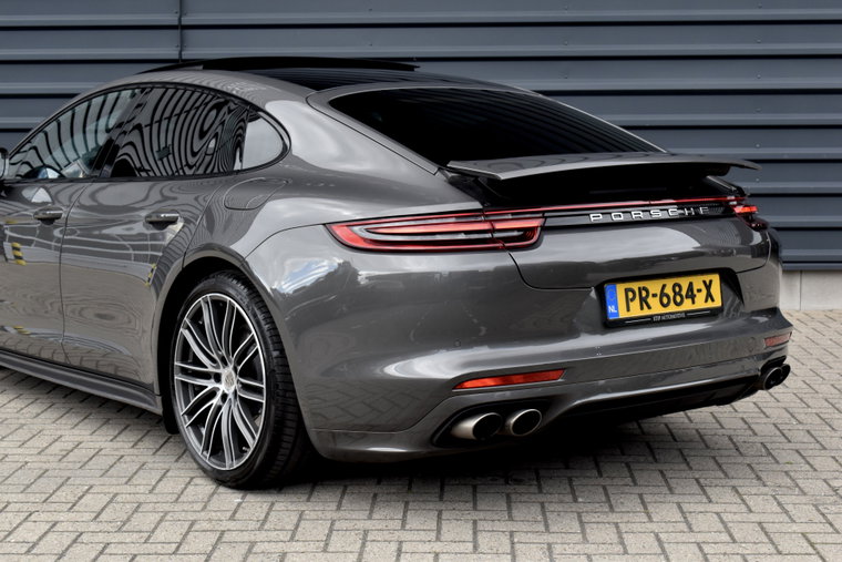 Vehicle Image 37