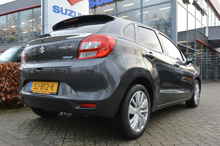 Vehicle Image 7
