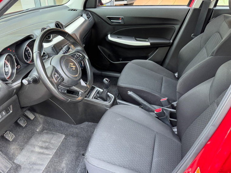 Vehicle Image 15
