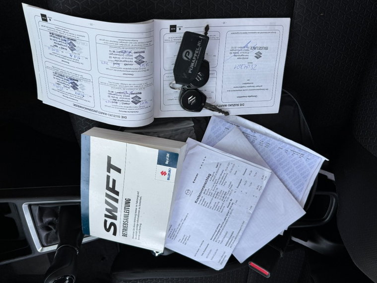 Vehicle Image 20