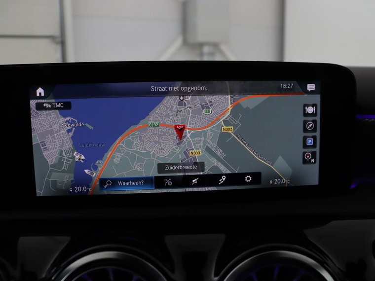 Vehicle Image 23