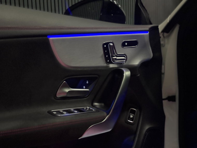 Vehicle Image 31