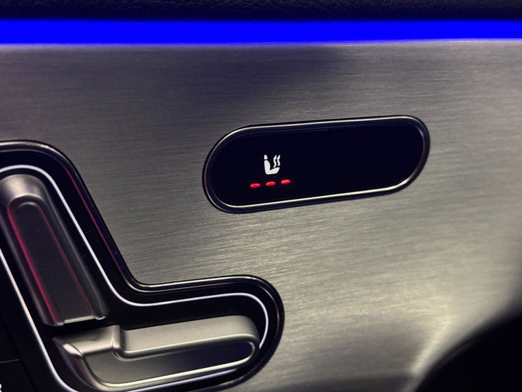 Vehicle Image 60