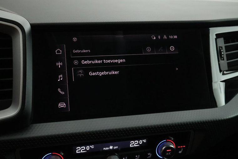 Vehicle Image 19