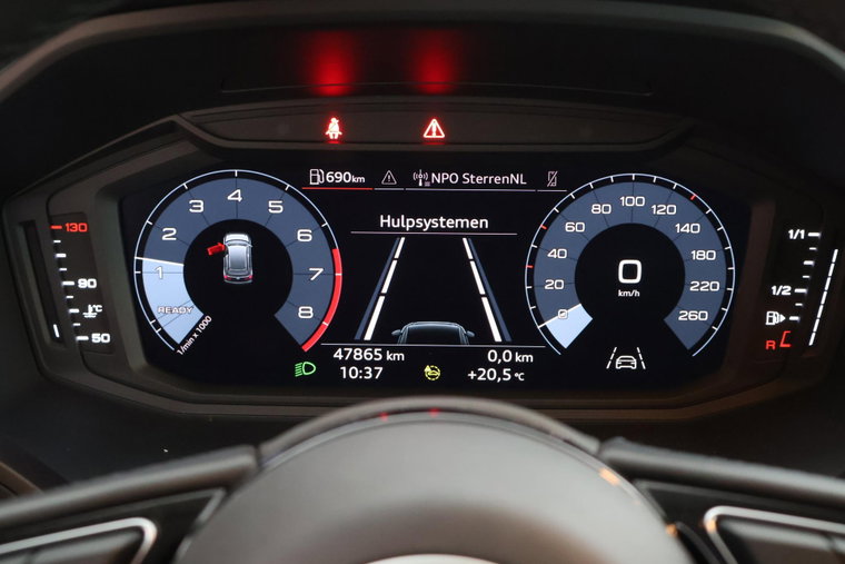 Vehicle Image 30