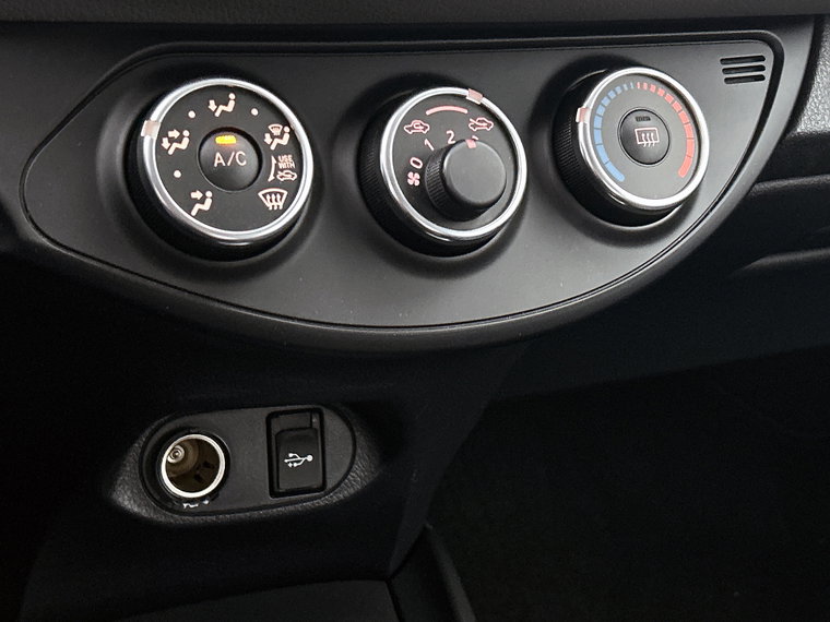 Vehicle Image 24