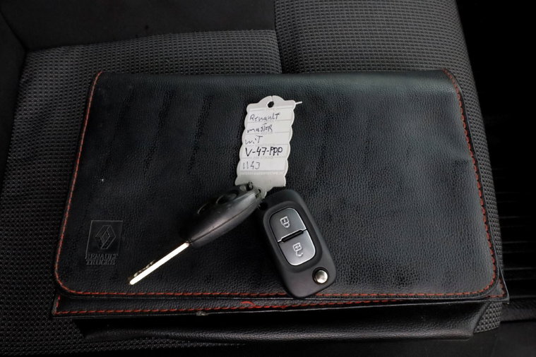 Vehicle Image 15