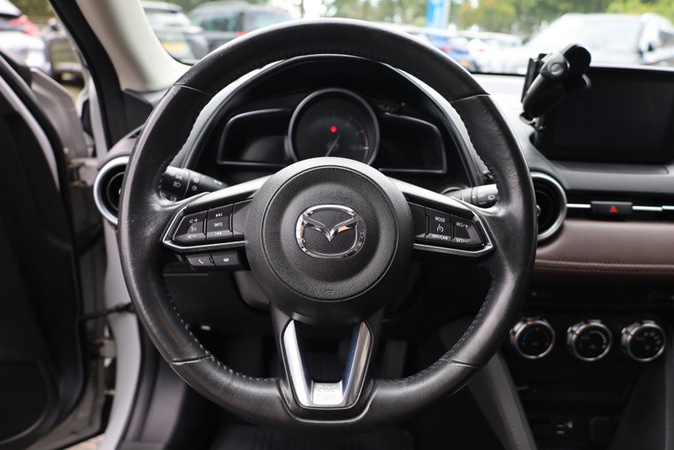 Vehicle Image 19