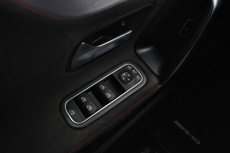 Vehicle Image 23