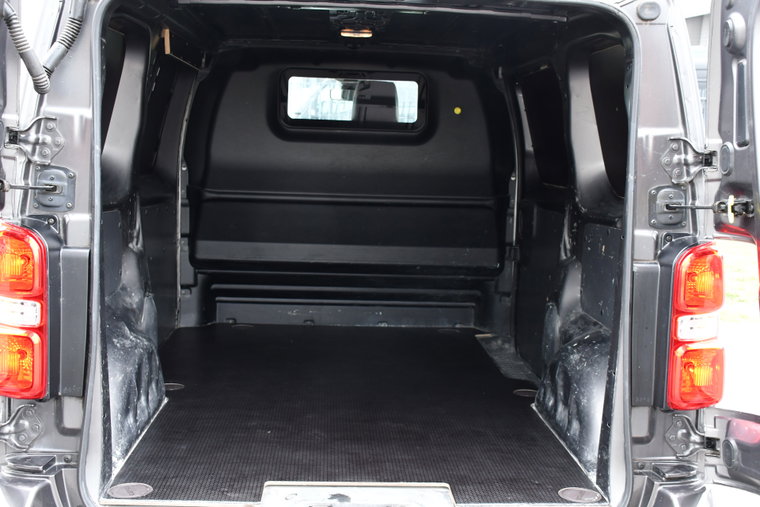 Vehicle Image 35