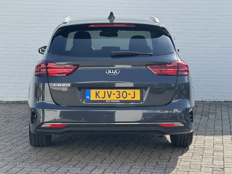 Vehicle Image 33