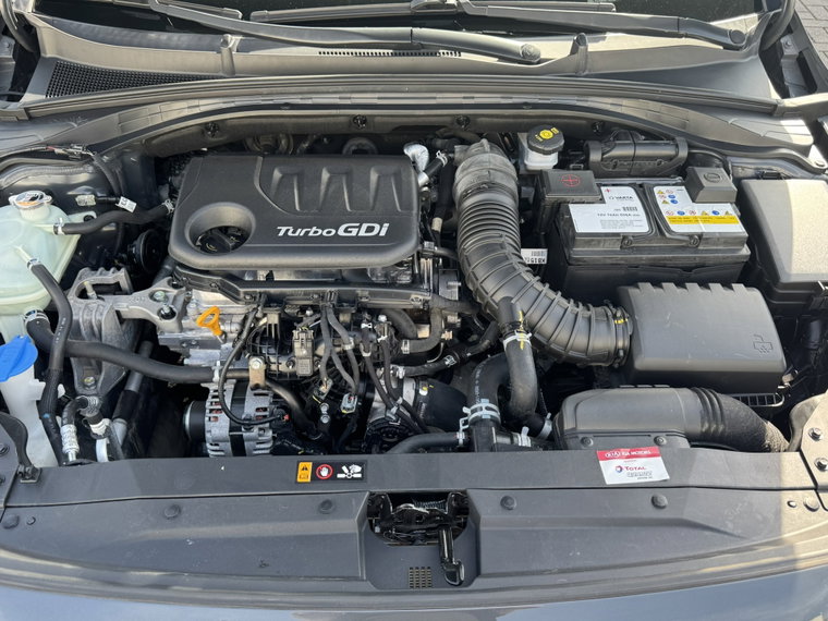 Vehicle Image 38