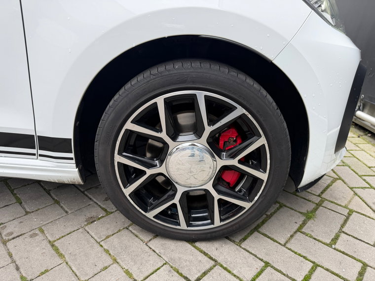 Vehicle Image 22