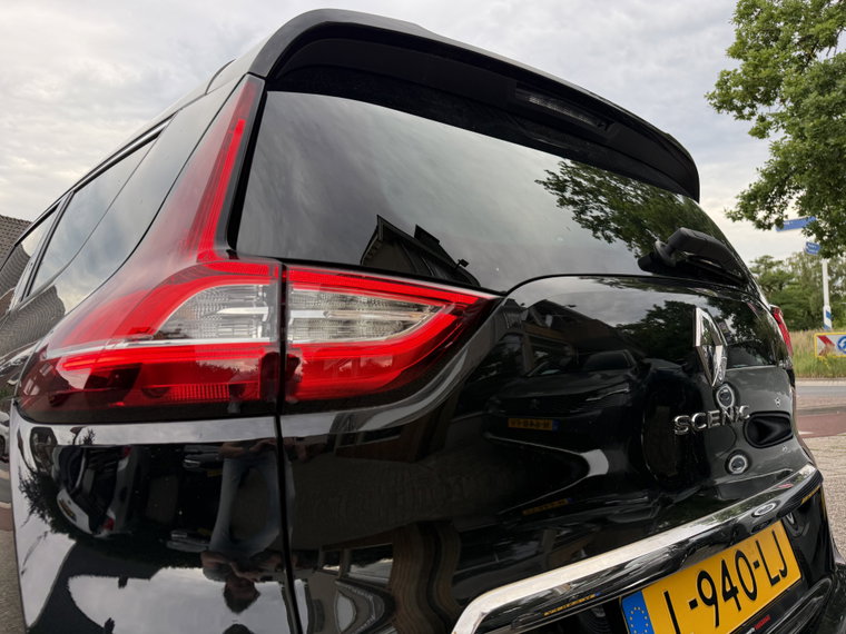 Vehicle Image 23