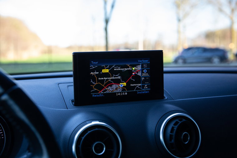 Vehicle Image 17