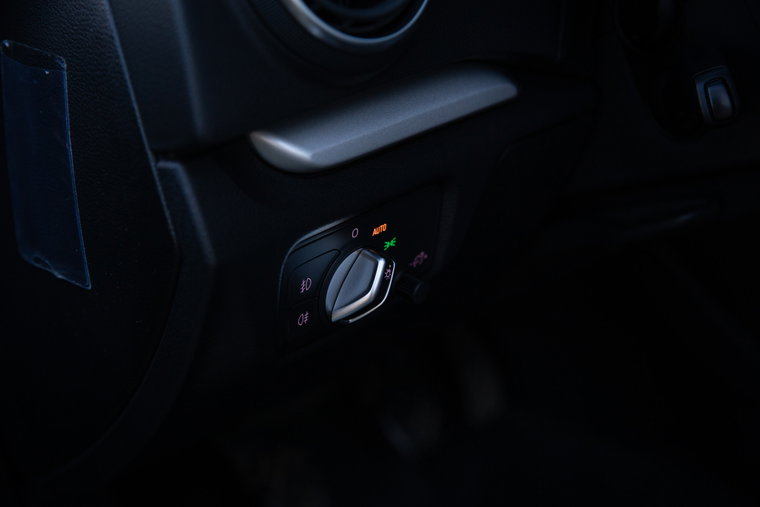 Vehicle Image 24