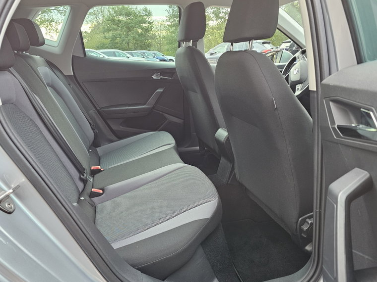 Vehicle Image 17