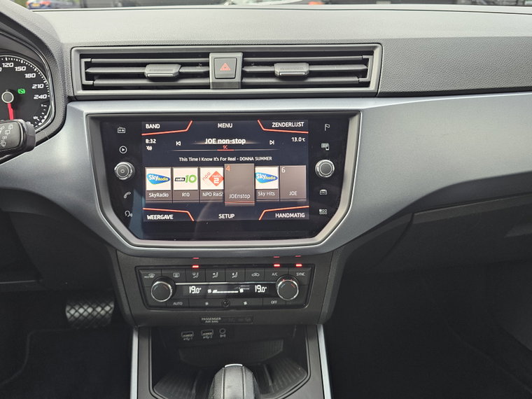 Vehicle Image 22