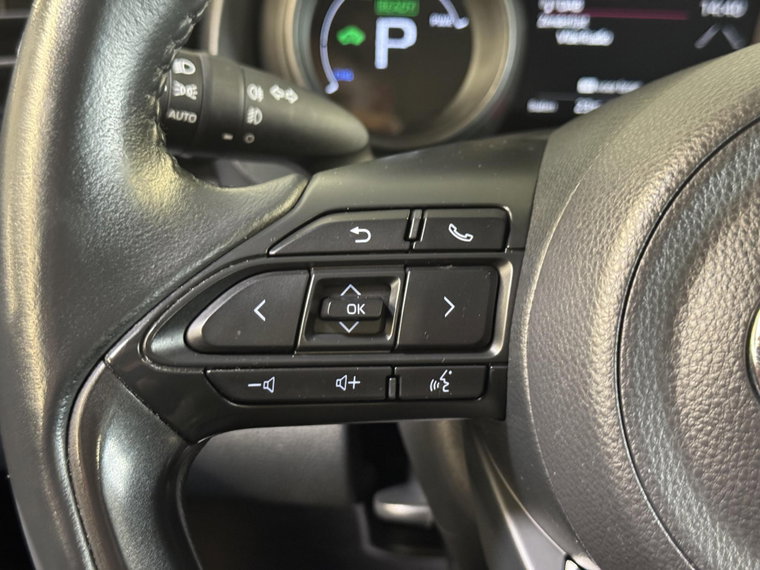 Vehicle Image 18